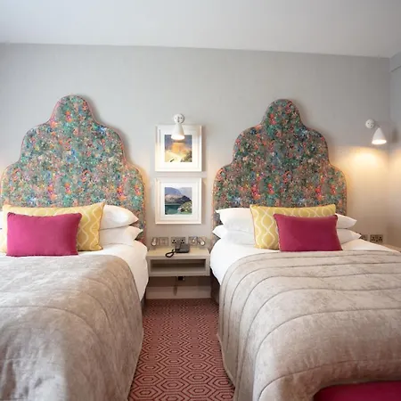 Four Seasons Hotel, 4* Carlingford