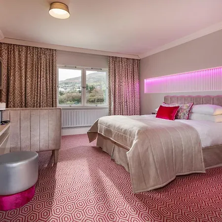 Four Seasons Hotel, Carlingford