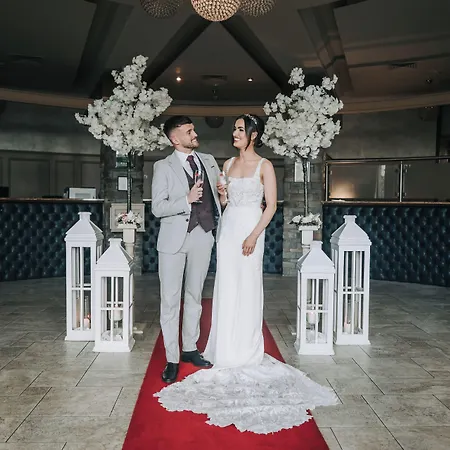 Four Seasons Hotel, Carlingford