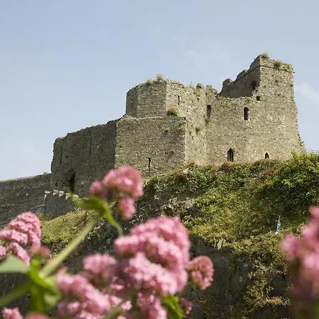 Ξενοδοχείο Four Seasons Hotel, 4*