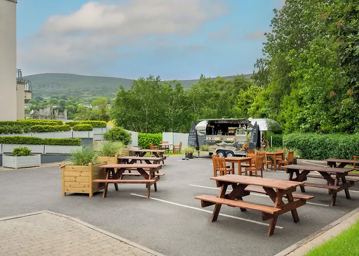 호텔 Four Seasons Hotel, 4*