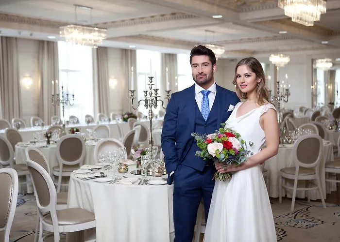 호텔 Four Seasons Hotel, 4*