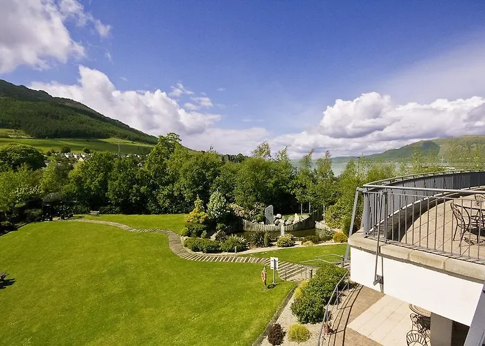 Four Seasons Hotel, 칼링포드