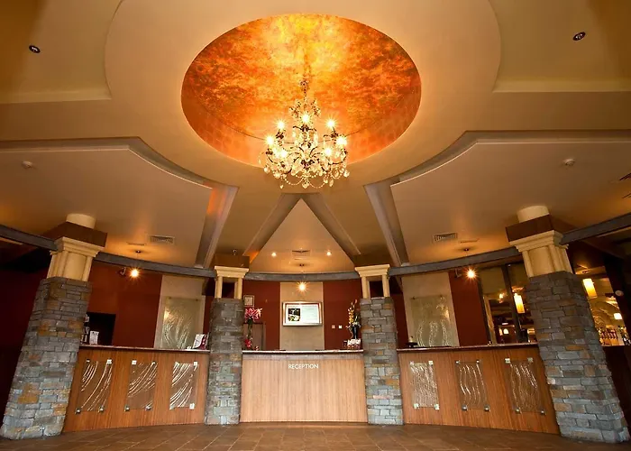 Отель Four Seasons Hotel,